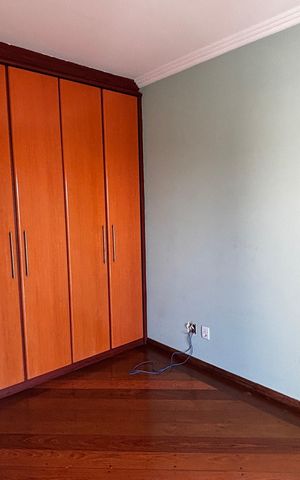 Casa à venda com 536m², 4 quartos e 11 vagas Casa à venda com 536m², 4 quartos e 11 vagasQuarto 1