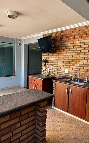 Casa à venda com 536m², 4 quartos e 11 vagas Casa à venda com 536m², 4 quartos e 11 vagasChurrasqueira - Quintal