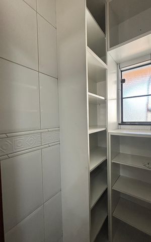 Casa à venda com 536m², 4 quartos e 11 vagas Casa à venda com 536m², 4 quartos e 11 vagasDespensa