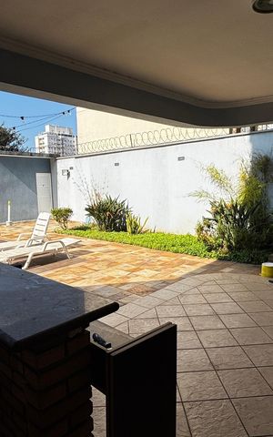 Casa à venda com 536m², 4 quartos e 11 vagas Casa à venda com 536m², 4 quartos e 11 vagasChurrasqueira - Quintal