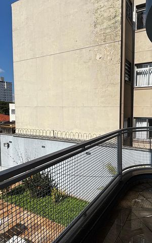 Casa à venda com 536m², 4 quartos e 11 vagas Casa à venda com 536m², 4 quartos e 11 vagasVaranda