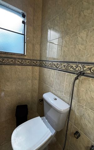 Casa à venda com 536m², 4 quartos e 11 vagas Casa à venda com 536m², 4 quartos e 11 vagasBanheiro da Suíte 1