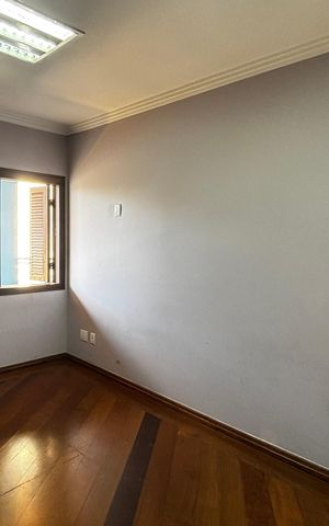 Casa à venda com 536m², 4 quartos e 11 vagas Casa à venda com 536m², 4 quartos e 11 vagasSala 2