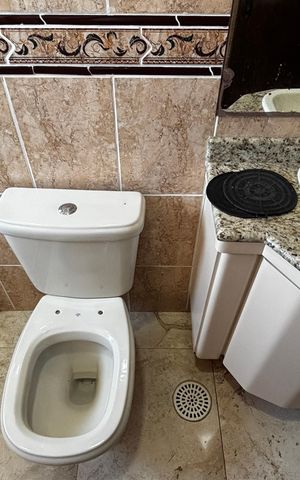 Casa à venda com 536m², 4 quartos e 11 vagas Casa à venda com 536m², 4 quartos e 11 vagasBanheiro social