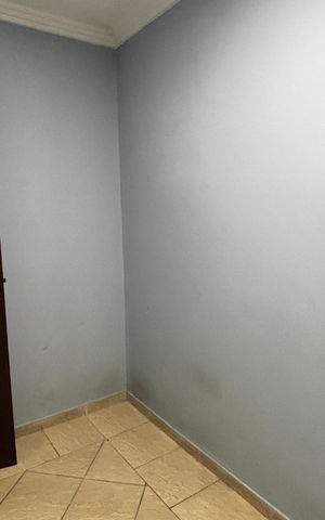 Casa à venda com 536m², 4 quartos e 11 vagas Casa à venda com 536m², 4 quartos e 11 vagasOficina