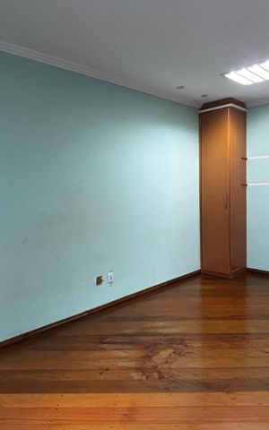 Casa à venda com 536m², 4 quartos e 11 vagas Casa à venda com 536m², 4 quartos e 11 vagasSuite 2