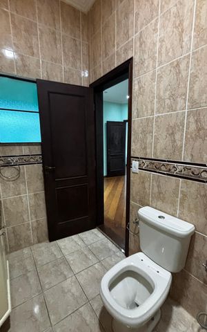 Casa à venda com 536m², 4 quartos e 11 vagas Casa à venda com 536m², 4 quartos e 11 vagasBanheiro da Suíte 2