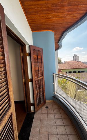 Casa à venda com 536m², 4 quartos e 11 vagas Casa à venda com 536m², 4 quartos e 11 vagasSuite 3 Varanda