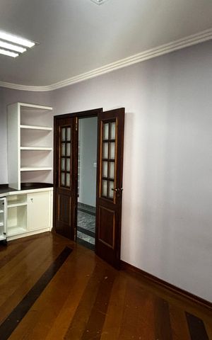Casa à venda com 536m², 4 quartos e 11 vagas Casa à venda com 536m², 4 quartos e 11 vagasSala 2