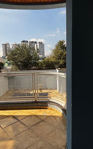 Casa à venda com 536m², 4 quartos e 11 vagas Casa à venda com 536m², 4 quartos e 11 vagasVista da Sala 2