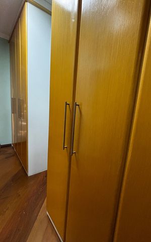 Casa à venda com 536m², 4 quartos e 11 vagas Casa à venda com 536m², 4 quartos e 11 vagasCloset da Suíte