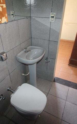 Casa à venda com 434m², 4 quartos e 3 vagasBanheiro da Suíte