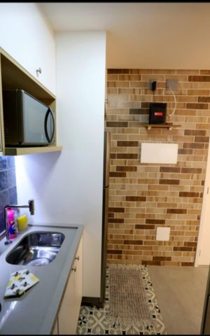 Studio para alugar com 27m², 1 quarto e sem vaga Studio para alugar com 27m², 1 quarto e sem vagaCozinha