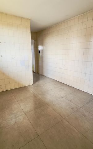 Casa à venda com 70m², 2 quartos e sem vaga Casa à venda com 70m², 2 quartos e sem vagaCozinha
