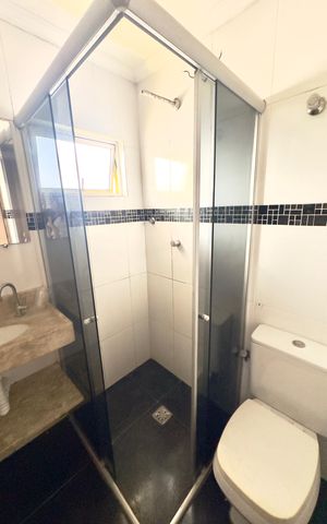 Casa à venda com 70m², 2 quartos e sem vaga Casa à venda com 70m², 2 quartos e sem vagaBanheiro