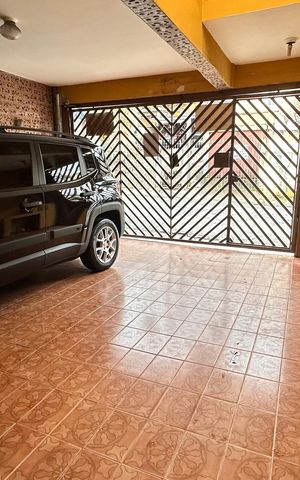 Casa à venda com 200m², 3 quartos e 2 vagas