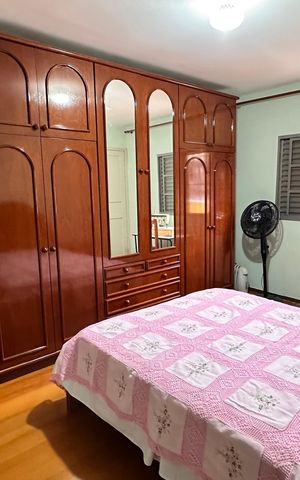 Casa à venda com 200m², 3 quartos e 2 vagas