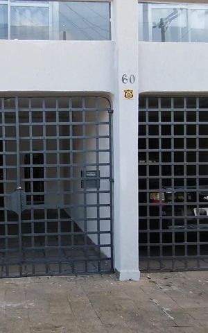 Casa para alugar com 130m², 3 quartos e 1 vaga Casa para alugar com 130m², 3 quartos e 1 vagaFachada