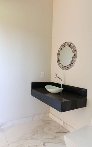 Casa para alugar com 420m², 2 quartos e 4 vagasBanheiro da Suíte 2