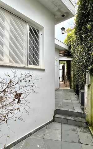 Casa para alugar com 190m², 4 quartos e 2 vagas Casa para alugar com 190m², 4 quartos e 2 vagasÁrea externa
