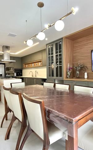 Casa para alugar com 190m², 4 quartos e 2 vagas Casa para alugar com 190m², 4 quartos e 2 vagasCozinha