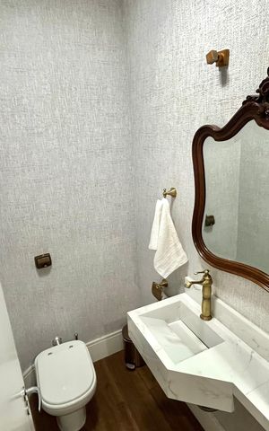 Casa para alugar com 190m², 4 quartos e 2 vagas Casa para alugar com 190m², 4 quartos e 2 vagasLavabo