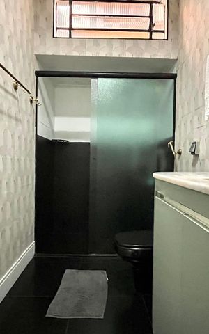 Casa para alugar com 190m², 4 quartos e 2 vagas Casa para alugar com 190m², 4 quartos e 2 vagasBanheiro da Suíte