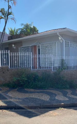 Casa para alugar com 198m², 3 quartos e 6 vagasFACHADA DO IMÓVEL