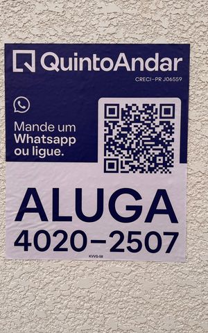 Casa de condomínio à venda com 180m², 3 quartos e 2 vagas Casa de condomínio à venda com 180m², 3 quartos e 2 vagasFachada