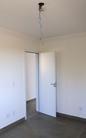 Apartamento à venda com 93m², 2 quartos e 2 vagas Apartamento à venda com 93m², 2 quartos e 2 vagasSuíte