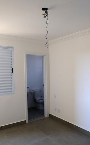 Apartamento à venda com 93m², 2 quartos e 2 vagas Apartamento à venda com 93m², 2 quartos e 2 vagasSuíte