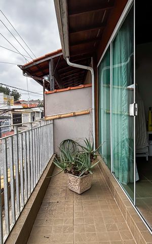 Casa à venda com 230m², 3 quartos e 2 vagas
