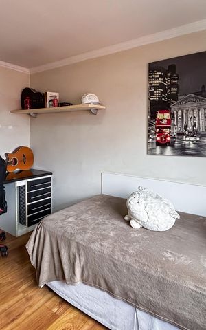 Casa à venda com 230m², 3 quartos e 2 vagas