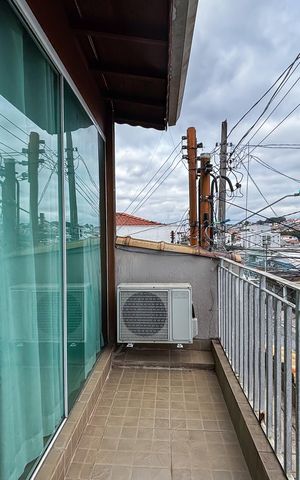 Casa à venda com 230m², 3 quartos e 2 vagas