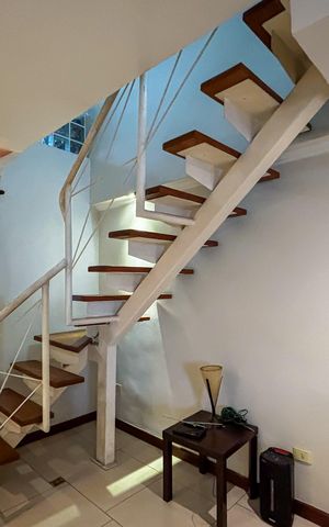 Casa à venda com 230m², 3 quartos e 2 vagas