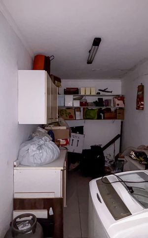 Casa à venda com 230m², 3 quartos e 2 vagas