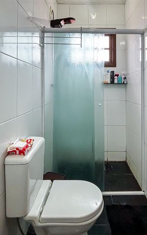 Casa à venda com 230m², 3 quartos e 2 vagas