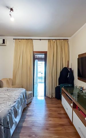 Casa à venda com 230m², 3 quartos e 2 vagas