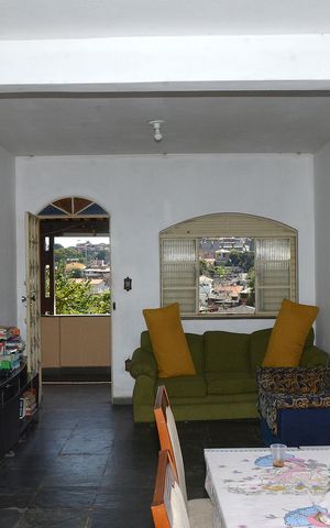 Casa à venda com 450m², 2 quartos e 8 vagasCopa