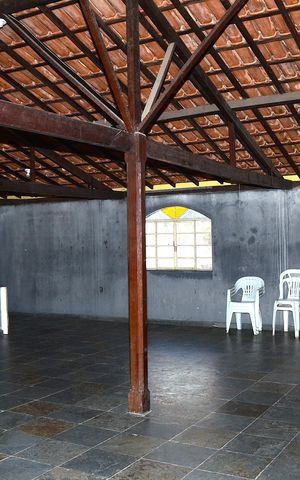 Casa à venda com 450m², 2 quartos e 8 vagasTerraço