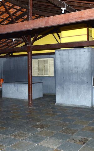 Casa à venda com 450m², 2 quartos e 8 vagasTerraço