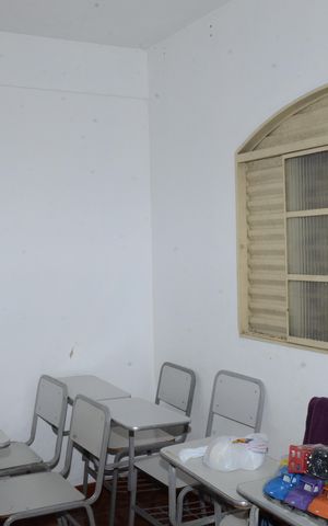 Casa à venda com 450m², 2 quartos e 8 vagasSuíte