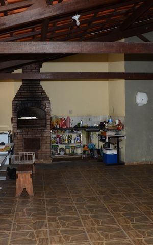 Casa à venda com 450m², 2 quartos e 8 vagasÁrea gourmet