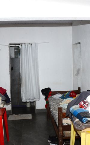 Casa à venda com 450m², 2 quartos e 8 vagascasa 2