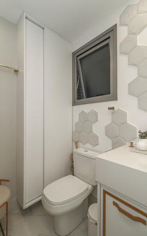 Apartamento à venda com 159m², 3 quartos e 2 vagasBanheiro da Suíte 3