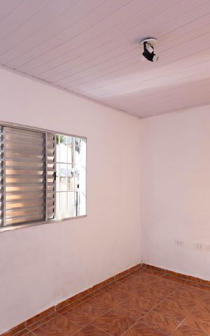 Casa à venda com 36m², 1 quarto e sem vaga Casa à venda com 36m², 1 quarto e sem vagaQuarto