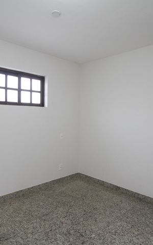 Casa para alugar com 350m², 4 quartos e 5 vagasSala de TV