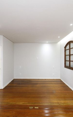 Casa para alugar com 350m², 4 quartos e 5 vagasQuarto 1