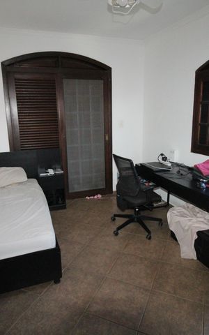 Casa de condomínio para alugar com 327m², 6 quartos e 4 vagasSuíte 2
