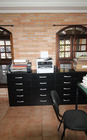 Casa de condomínio para alugar com 327m², 6 quartos e 4 vagasSala 2